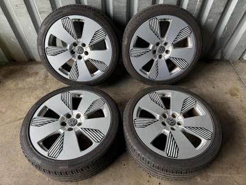 5x112 19 inch Volkswagen Passat B8, Audi a6 Velgen + Banden beschikbaar voor biedingen