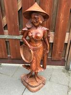 Indonesisch houten beeld - Vrouw met hoed, Ophalen of Verzenden