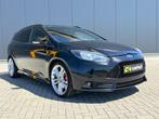 Ford FOCUS 2.0 Ecoboost ST3 Wagon. 250 PK, cruise, recent on, Focus, 4 cilinders, 150 pk, Zwart