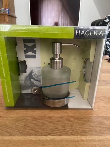 Badkamer accessoites HACEKA beschikbaar voor biedingen