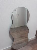 Unieke spiegel met golvende randen, Huis en Inrichting, Woonaccessoires | Spiegels, 100 tot 150 cm, Ophalen of Verzenden, Zo goed als nieuw