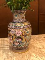 Chinese Cloisonné Vaas met Bloemen, Ophalen of Verzenden