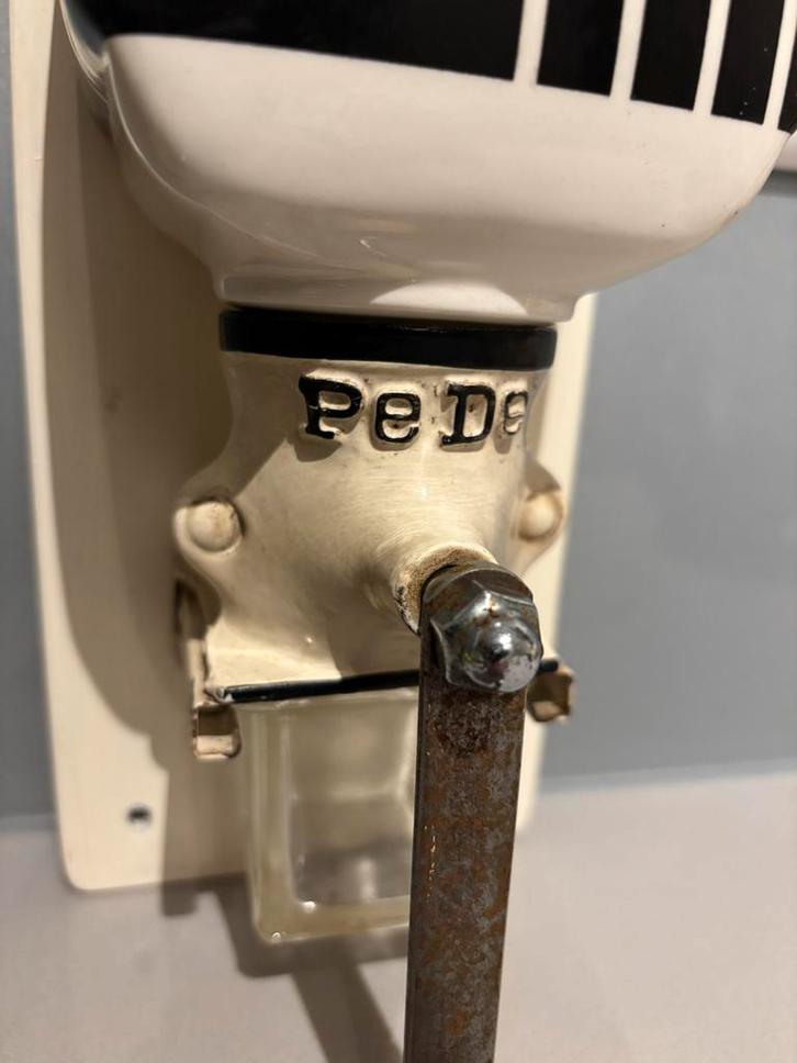 Vintage Pede Koffiemolen - Wandmodel, Antiek en Kunst, Antiek | Keukenbenodigdheden, Ophalen