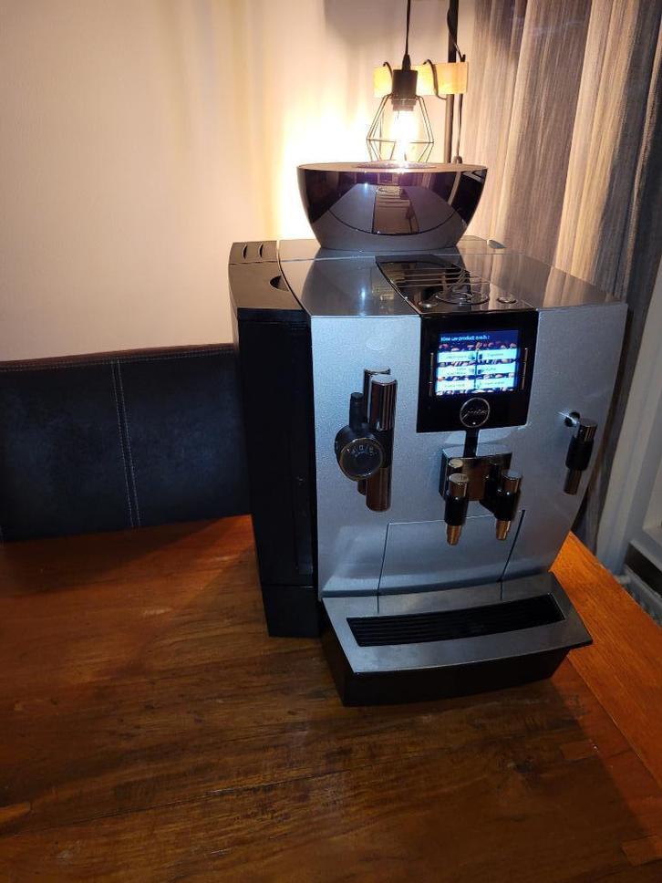 Jura XJ9 Professional, volledig gereviseerd ultrasoon!, Witgoed en Apparatuur, Koffiezetapparaten, Zo goed als nieuw, Gemalen koffie
