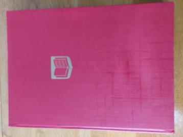 stockboek rood met Nederland en overzee beschikbaar voor biedingen