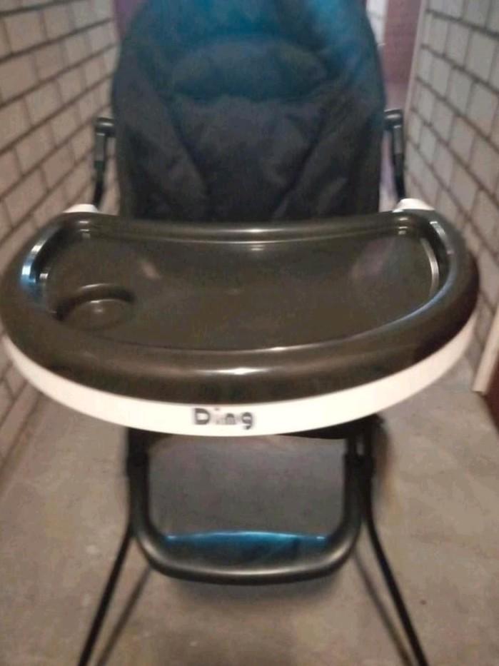 DING kinderstoel met groot afneembaar blad., Kinderen en Baby's, Kinderstoelen, Gebruikt, Inklapstoel, Afneembaar eetblad, Ophalen