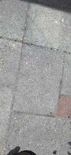 Gratis af te halen tegels tuin, Ophalen, Gebruikt, 10 m² of meer, Beton