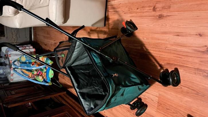 Hondjes /Boodschappen wagen, Dieren en Toebehoren, Honden-accessoires, Zo goed als nieuw, Ophalen