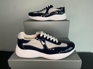 Prada Cups | American Cup | Blauw en Meer | Nieuw beschikbaar voor biedingen