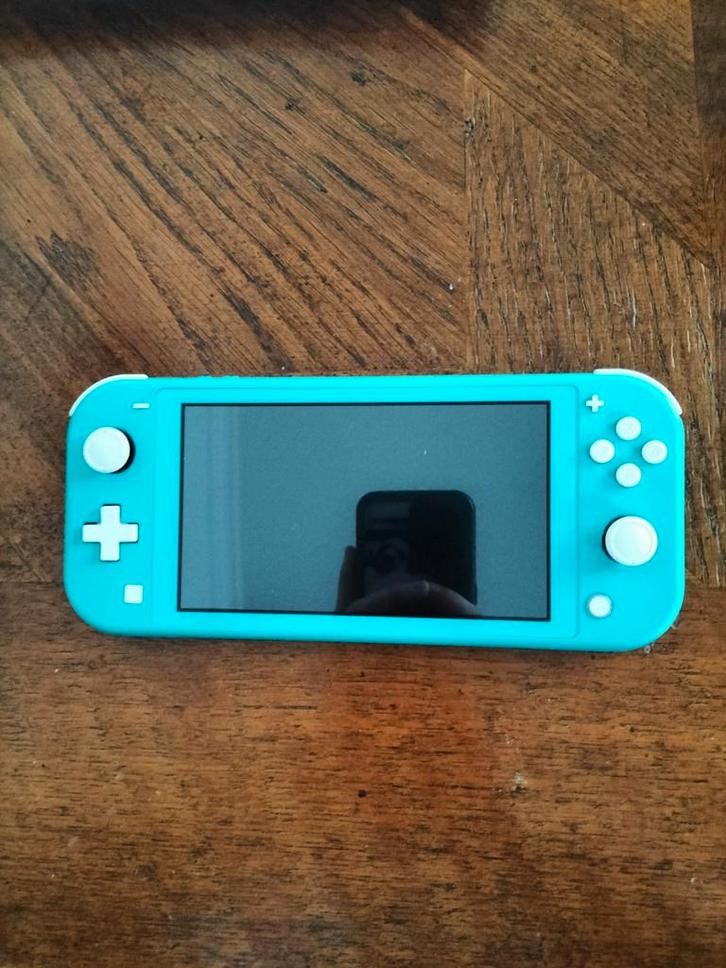 Nintendo Switch Lite 2020 izgs, Spelcomputers en Games, Spelcomputers | Nintendo Switch Lite, Gebruikt, Turquoise, Ophalen of Verzenden