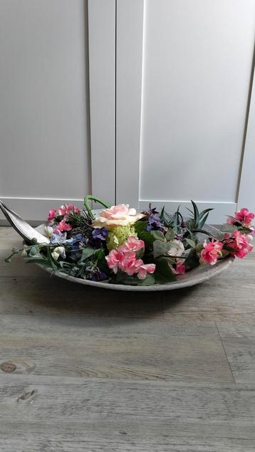 Kunstbloemen decoratie schaal beschikbaar voor biedingen