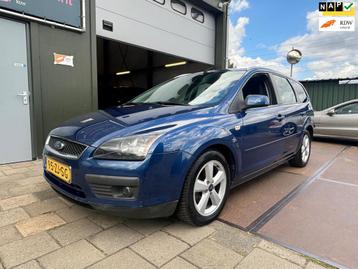 Ford Focus Wagon 1.6-16V Futura Airco Cruise Navi Hondenrek beschikbaar voor biedingen