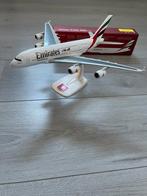 Nieuw: Emirates Airbus A380-800 official licensed product., Hobby en Vrije tijd, Modelbouw | Vliegtuigen en Helikopters, Overige merken