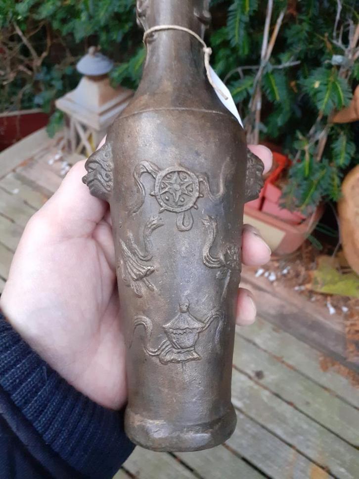 Bronzen Sino-Tibetaanse Vaas met Astamangala's, Antiek en Kunst, Antiek | Vazen, Ophalen of Verzenden