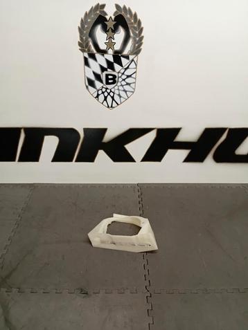 BMW E46 Sedan montageplaat mistlamp rechts M 51112496370  beschikbaar voor biedingen