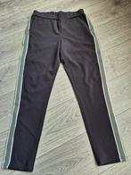 Zwarte broek maat L, Ophalen, Zo goed als nieuw