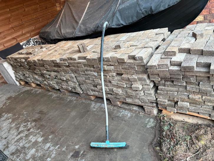 Gratis wildverband stenen, Tuin en Terras, Tegels en Klinkers, Gebruikt, Klinkers, Beton, Ophalen
