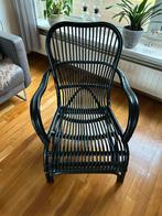 Rotan stoel zwart, Huis en Inrichting, Stoelen, Kunststof, Zwart, Ophalen of Verzenden, Zo goed als nieuw
