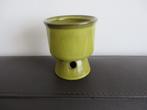 Huizen retro aardewerk mok op voet, olijf groen, rond 1975, Ophalen of Verzenden