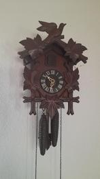 Antieke koekoeksklok, Ophalen