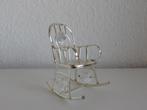 miniatuur schommelstoel, poppenstoeltje zilverkleur, Verzamelen, Poppenhuizen en Toebehoren, Ophalen of Verzenden, Zo goed als nieuw