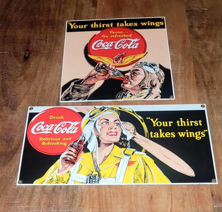 2x Coca-Cola Emaille Borden - 'Your Thirst Takes Wings', Antiek en Kunst, Antiek | Emaille, Ophalen of Verzenden
