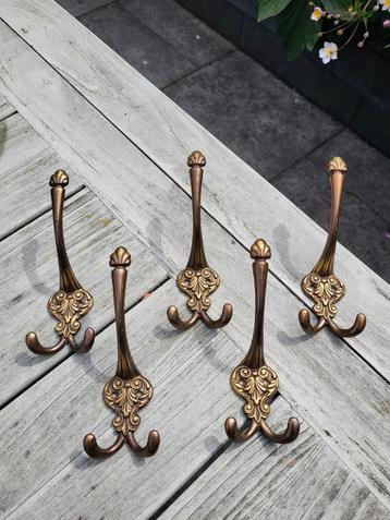 Vintage kapstokhaken messing 5 stuks  beschikbaar voor biedingen