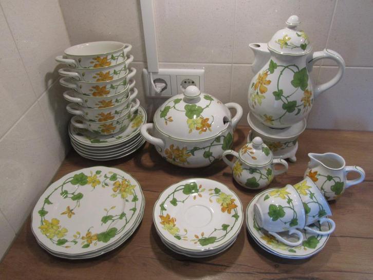 Geranium Villeroy en Boch serviesdelen, Huis en Inrichting, Keuken | Servies, Zo goed als nieuw, Porselein, Ophalen of Verzenden