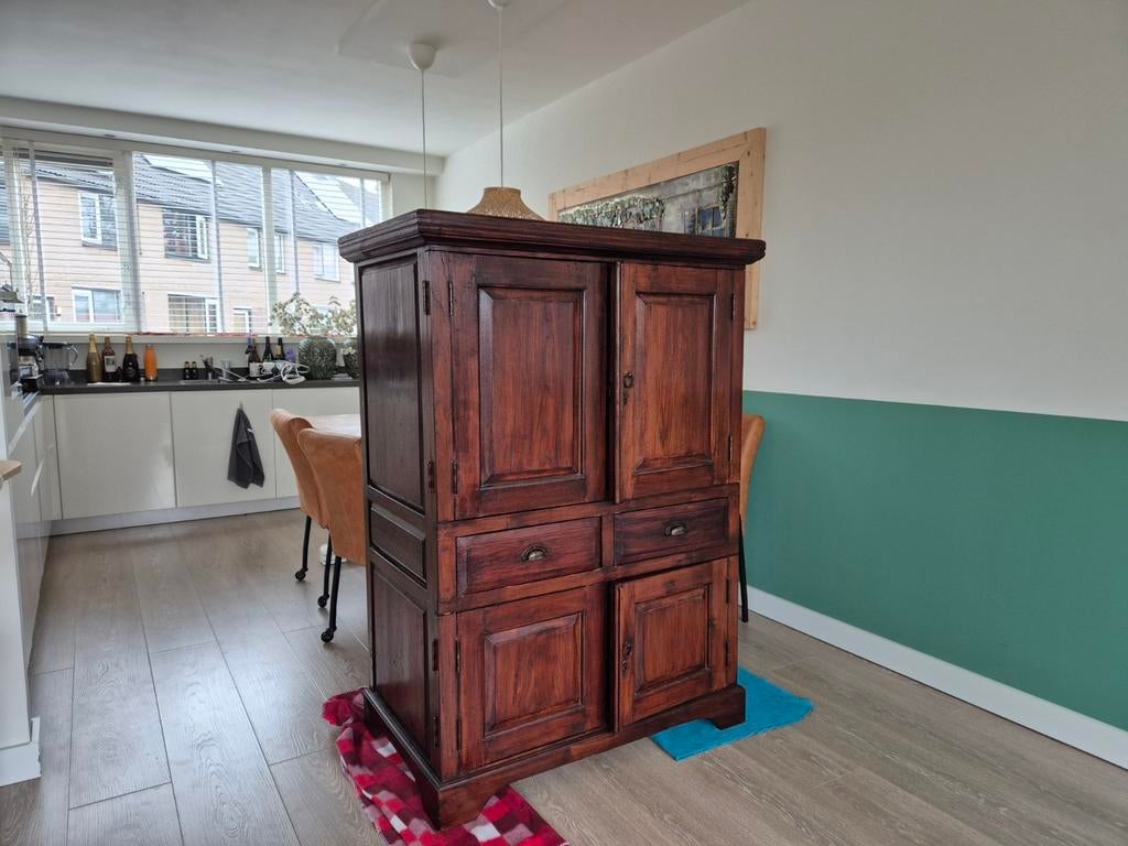 Teak houten kast, Ophalen