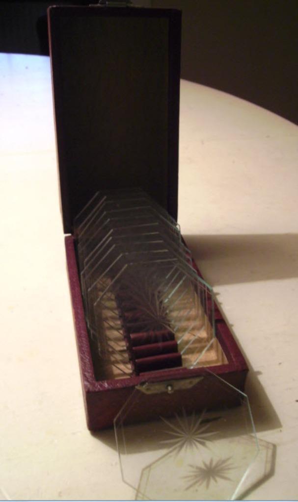 Antiek Doosje met onderzetters -Bijzonder object, Antiek en Kunst, Antiek | Glas en Kristal, Ophalen