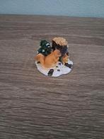 Eekhoorn bij een boomstam, Ophalen of Verzenden