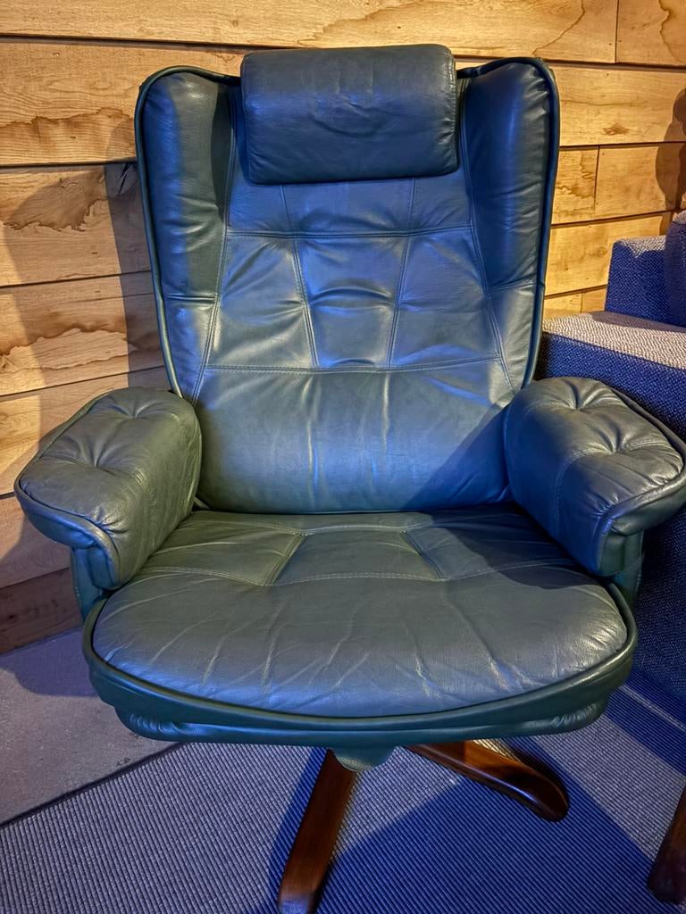 Vintage draaifauteuil . Zo goed als nieuw., Huis en Inrichting, Fauteuils, Ophalen of Verzenden, Zo goed als nieuw, 75 tot 100 cm