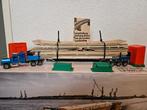 Siku  (1:55) Mack truck met brug, Hobby en Vrije tijd, Modelauto's | Overige schalen, Ophalen of Verzenden, Zo goed als nieuw