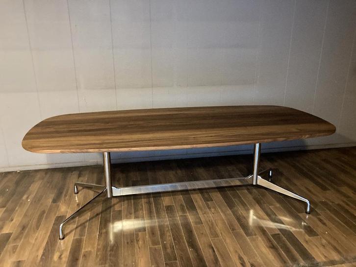Vitra Eames Segmented Dinnertable, Huis en Inrichting, Tafels | Eettafels, Nieuw, 100 tot 150 cm, 200 cm of meer, Ovaal, Ophalen