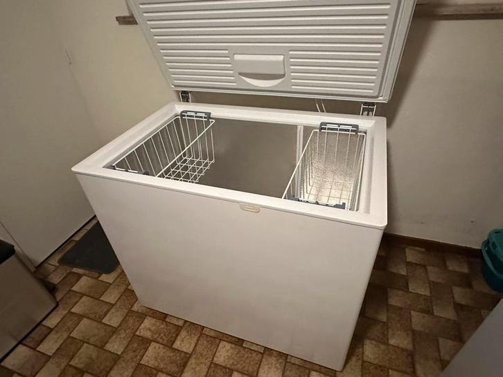 Vrieskist Liebherr, Witgoed en Apparatuur, Vriezers en Diepvrieskisten, Gebruikt, Vrijstaand, Vrieskist, 85 tot 120 cm, 90 cm of meer