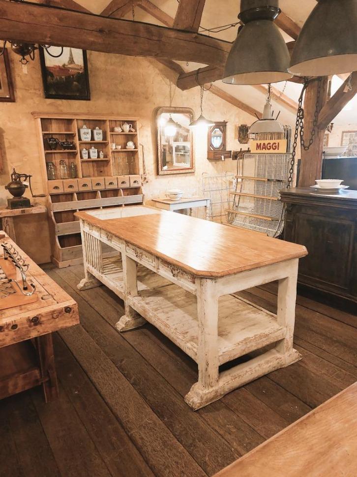oude werktafel met 8 lades en onderblad    oud kookeiland, Antiek en Kunst, Curiosa en Brocante, Ophalen
