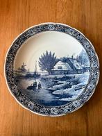 Boch Belgium groot Delfts Blauw wandbord met winters tafreel, Ophalen of Verzenden