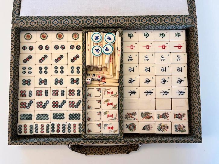 Mahjong spel, bamboe/been, Hobby en Vrije tijd, Gezelschapsspellen | Overige, Gebruikt, Drie of vier spelers, Ophalen of Verzenden