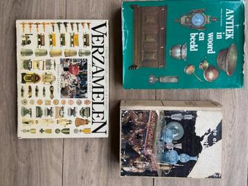 Antiek curiosa handboeken voor verzamelaars en handelaren beschikbaar voor biedingen