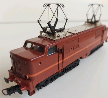 LIMA NS 1200 roodbruin, analoog in zeer mooie staat beschikbaar voor biedingen