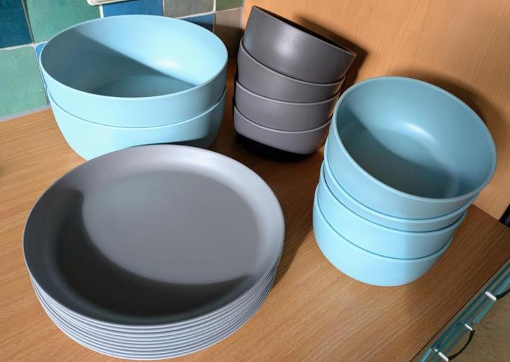 Stijlvol Royal VKB Buitenservies 26 delig ongebruikt!, Huis en Inrichting, Keuken | Servies, Zo goed als nieuw, Bord(en), Effen