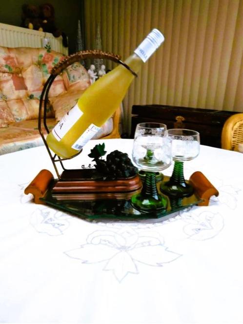 Vintage Wijnfleshouder met Roemer Moezel glazen – Klassiek &, Antiek en Kunst, Antiek | Glas en Kristal, Ophalen of Verzenden
