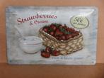 Metalen bord Strawberries aardbeien reclamebord reliëf 30x20, Verzamelen, Merken en Reclamevoorwerpen, Reclamebord, Ophalen of Verzenden