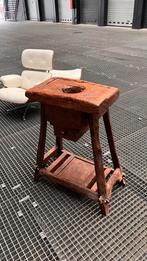 Houten antieke rijststamper Indonesisch halkastje, Ophalen