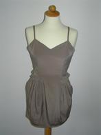 Taupe jurk met mooie accenten maat 36., Bruin, Nieuw, Ophalen of Verzenden, Maat 36 (S)