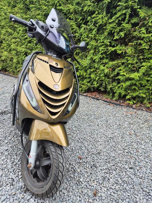 Piaggio Zip 4T - Nieuwstaat + Lage km, Fietsen en Brommers, Scooters | Piaggio, Zo goed als nieuw, Zip, Benzine, Ophalen