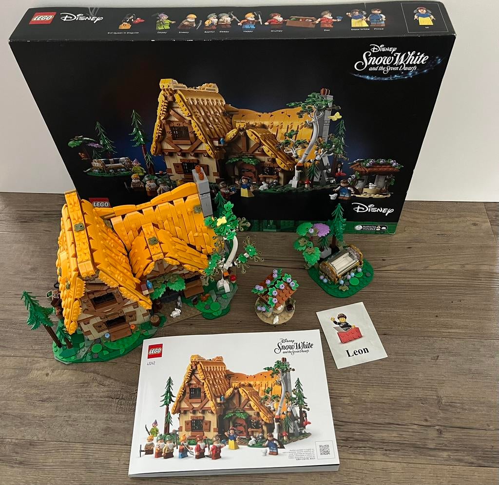 Lego Disney 43242 Huisje van Sneeuwwitje en de zeven dwergen, Lego, Ophalen of Verzenden, Zo goed als nieuw, Disney