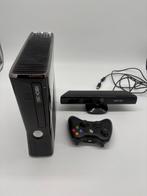Xbox 360s | Zwart | Met controller | In goede staat, Overige genres, 1 speler, Ophalen of Verzenden, Zo goed als nieuw