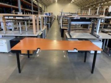 Hoekbureau met knop  220x110/80xH62-82 cm, 38 stuks - afbeelding 5