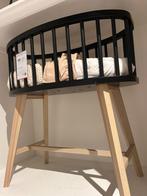 Wieg Lars Zwart / naturel NIEUWSTAAT, Huis en Inrichting, Woonaccessoires | Krantenbakken en Lectuurbakken, Ophalen, Zo goed als nieuw
